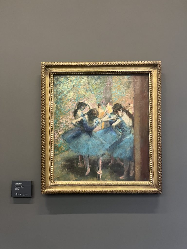 Degas' ballerinas in the Musée D'Orsay, Paris